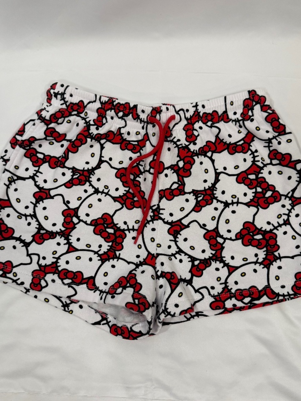 Hello Kitty Lounge Shorts Women’s M Medium Red Bow Allover Print Pajama Y2K